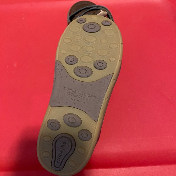 Stride Right | Toddler Boys | Size 10W - Picture 3 of 6